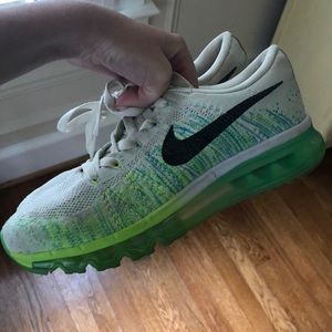 Nike flyknit max